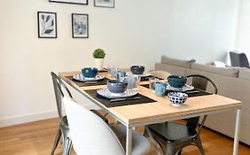 Le Rabelais, Superbe Appartement En Duplex, Proche Forteresse Et Monument Historique